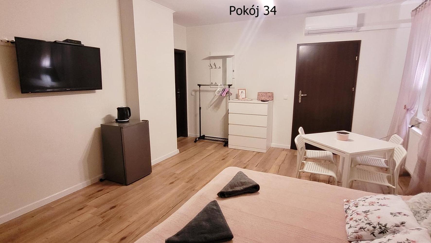 Pod Debem Bed & Breakfast Krynica Morska Exterior photo